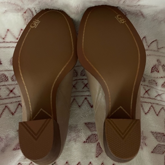 Women’s New Gianni Bini Zip Up Bootie Size 91/2M New!  Never Worn! - Picture 3 of 5